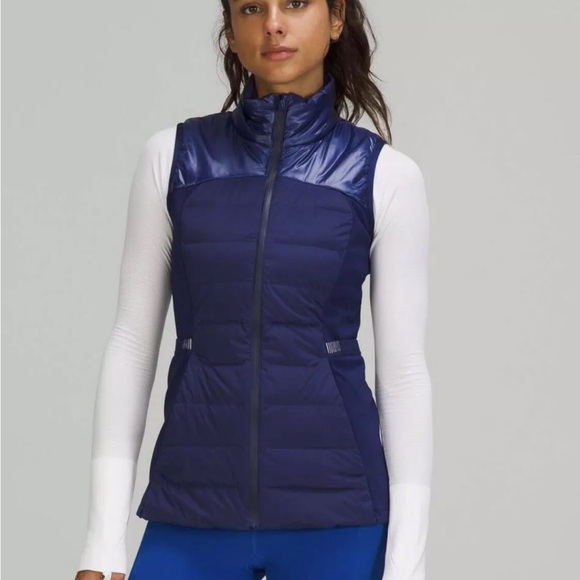 Lululemon Down For It All Vest Night Sea Sz.6 - Picture 2 of 11